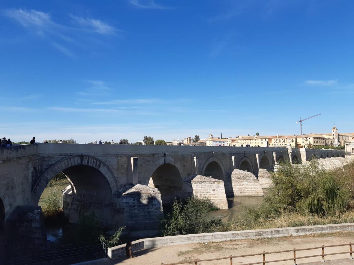 Loft La Calahorra Con Posibilidad De Aparcamiento Pregunta Por El Pack Mas Amor Кордоба Екстериор снимка
