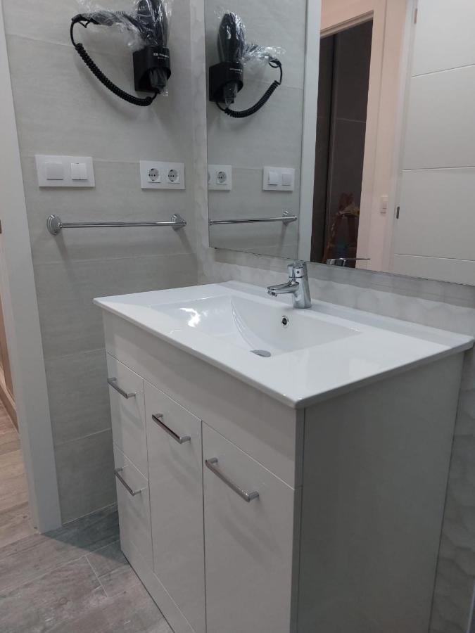 Loft La Calahorra Con Posibilidad De Aparcamiento Pregunta Por El Pack Mas Amor Кордоба Екстериор снимка