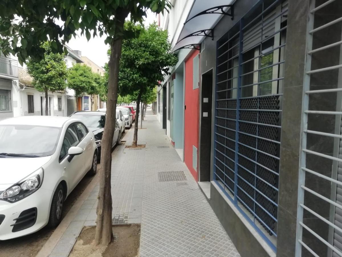 Loft La Calahorra Con Posibilidad De Aparcamiento Pregunta Por El Pack Mas Amor Кордоба Екстериор снимка