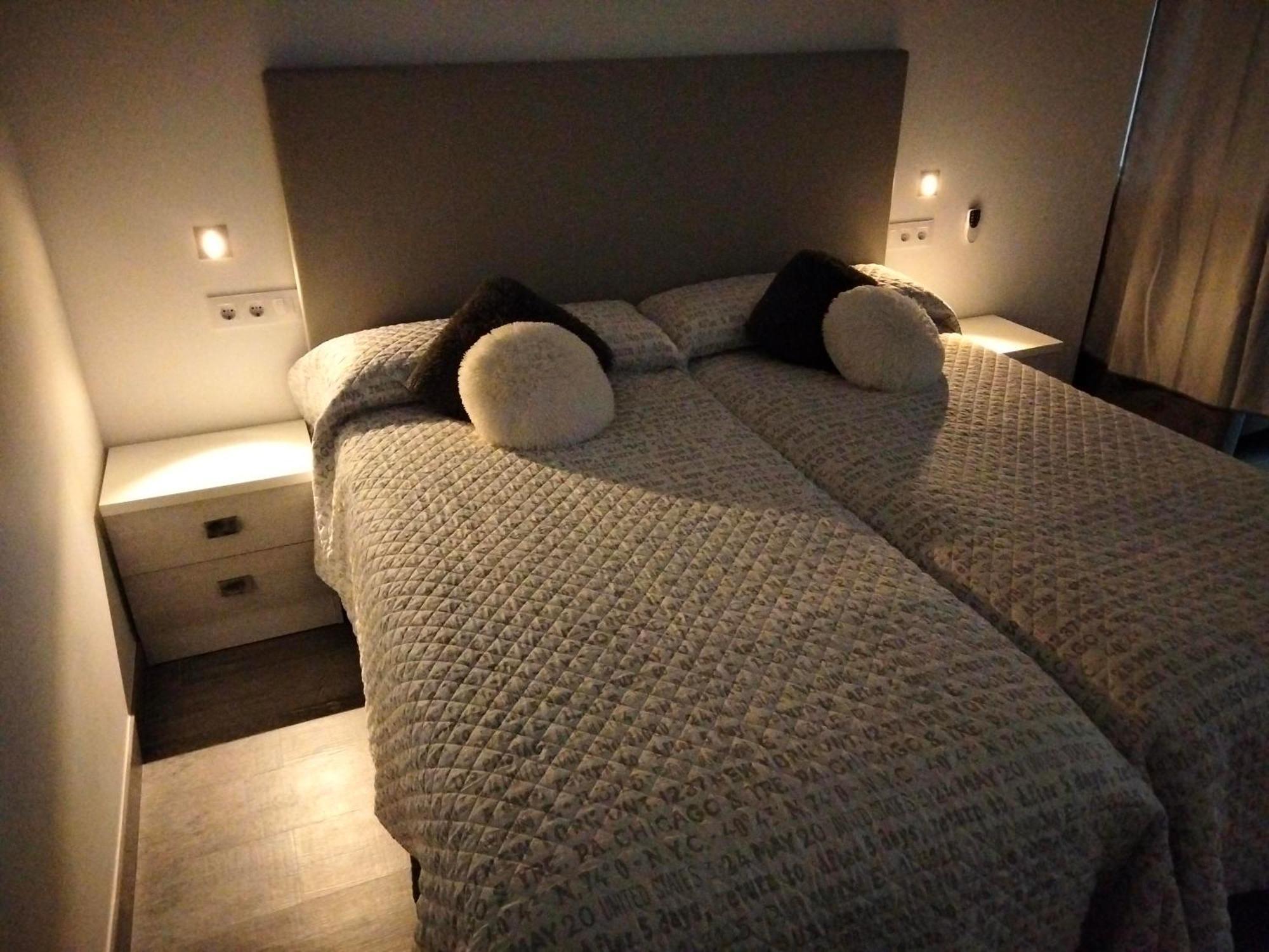 Loft La Calahorra Con Posibilidad De Aparcamiento Pregunta Por El Pack Mas Amor Кордоба Екстериор снимка